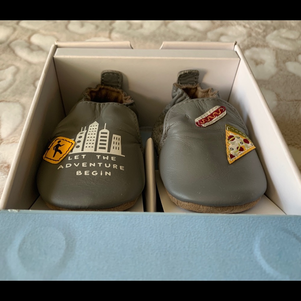 Robeez 0-6 months shoes